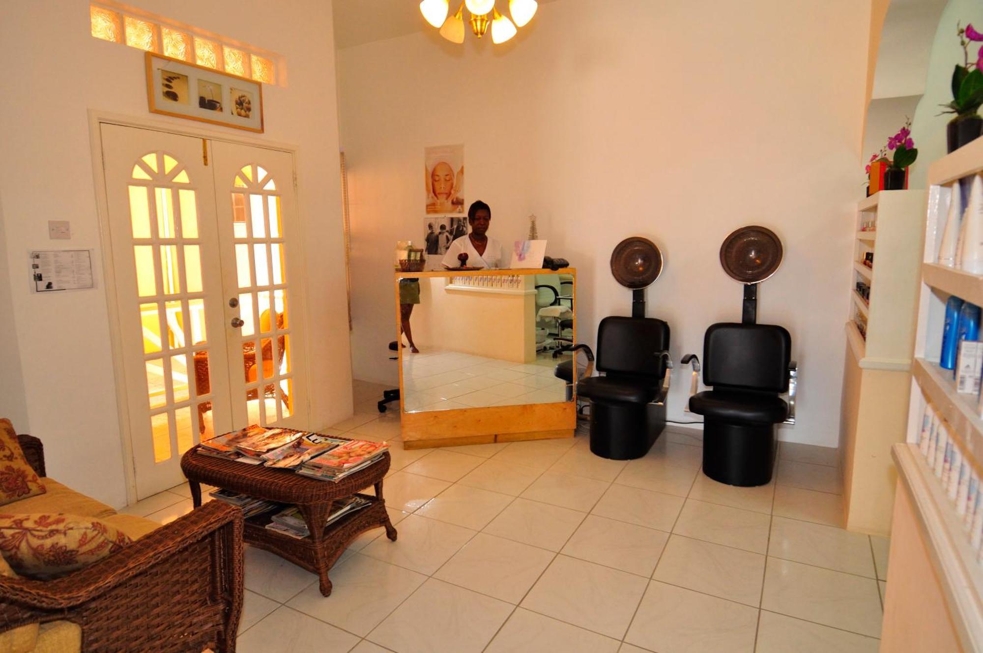 La Heliconia & Day Spa St. George's Luaran gambar